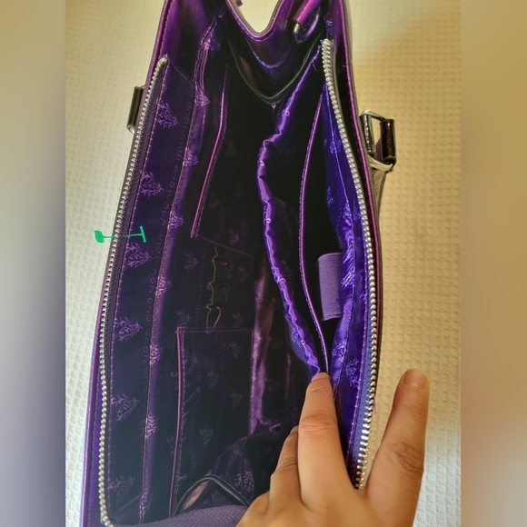 Shiny Purple Handbag with Black Handles - Picture 11 of 16
